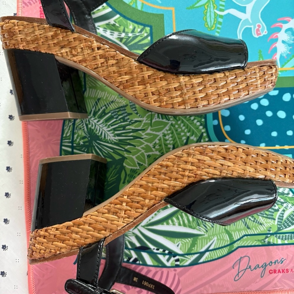 Prada Black and Tan Women's Sandals - Picture 3 of 6